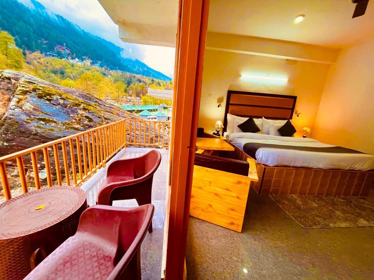Hotel Beas River Retreat - A Riverside Hotel With Balcony Manāli Dış mekan fotoğraf
