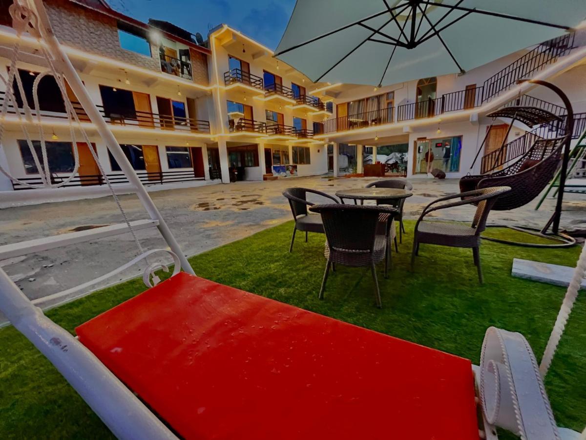 Hotel Beas River Retreat - A Riverside Hotel With Balcony Manāli Dış mekan fotoğraf