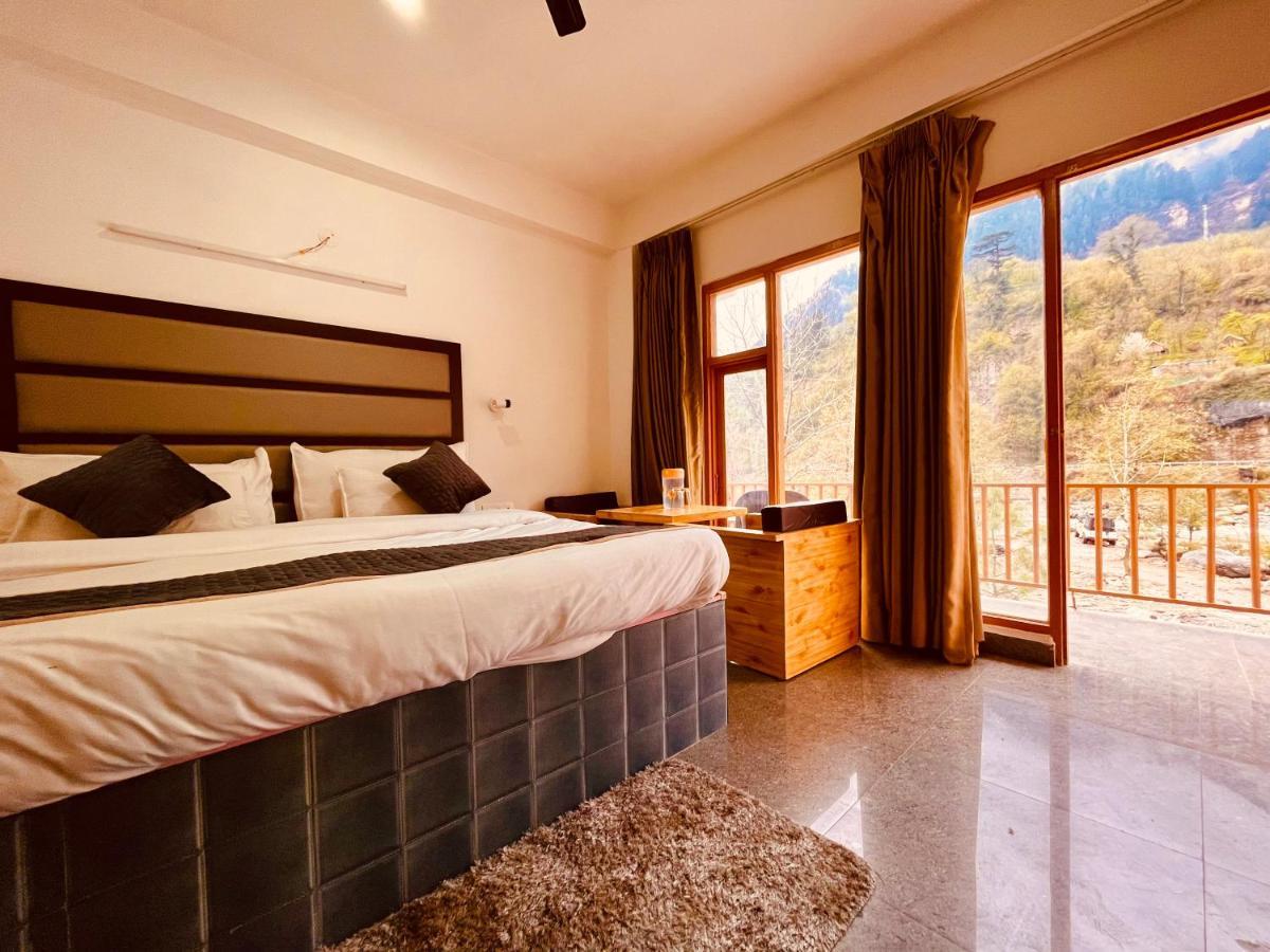 Hotel Beas River Retreat - A Riverside Hotel With Balcony Manāli Dış mekan fotoğraf