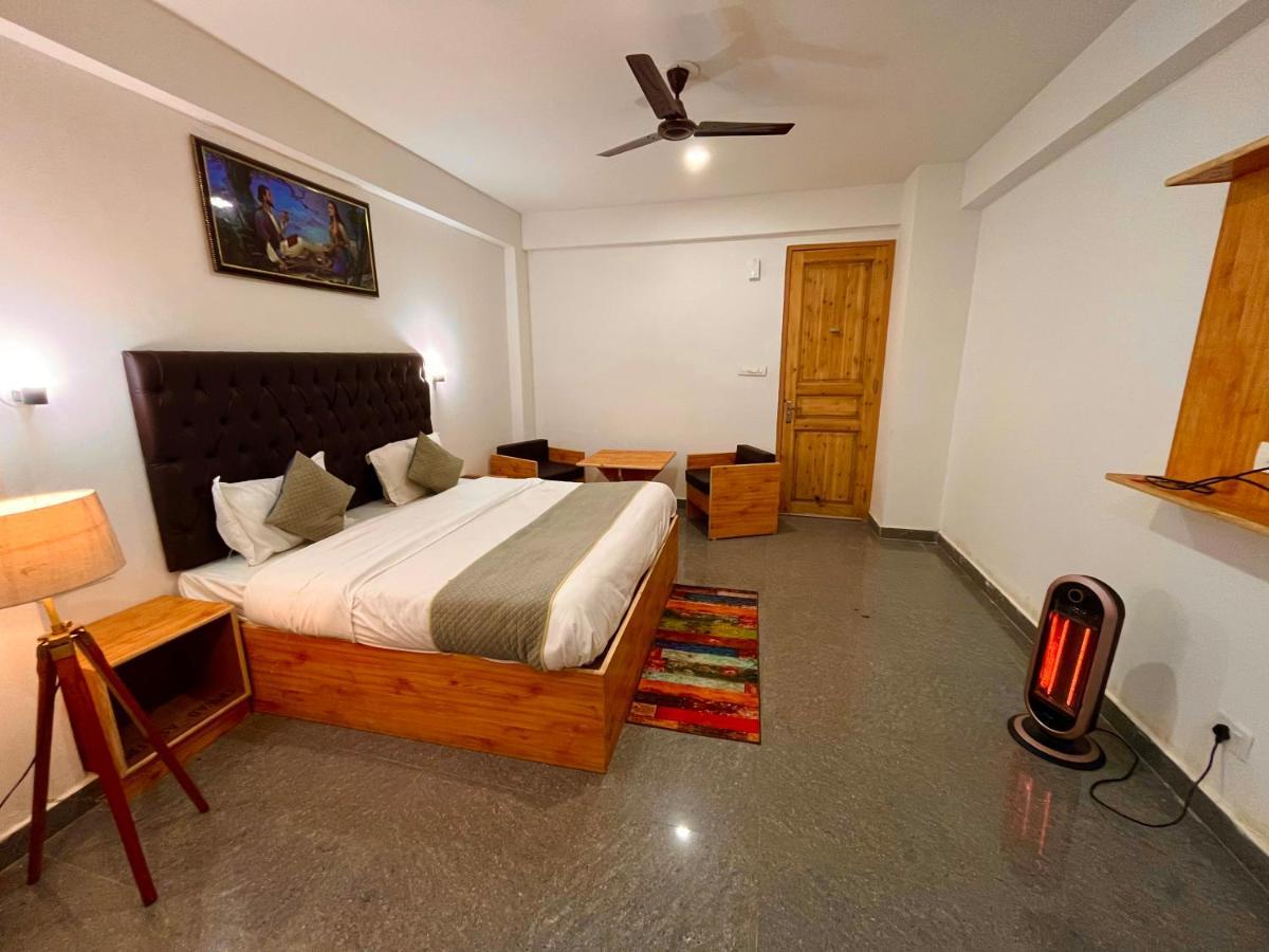 Hotel Beas River Retreat - A Riverside Hotel With Balcony Manāli Dış mekan fotoğraf