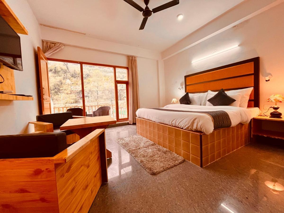 Hotel Beas River Retreat - A Riverside Hotel With Balcony Manāli Dış mekan fotoğraf