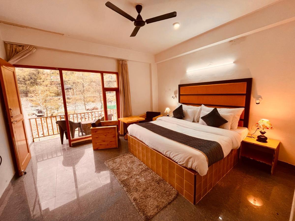 Hotel Beas River Retreat - A Riverside Hotel With Balcony Manāli Dış mekan fotoğraf